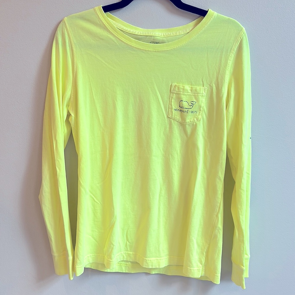 Vineyard Vines Women’s Long Sleeve tee in neon yellow, size small
